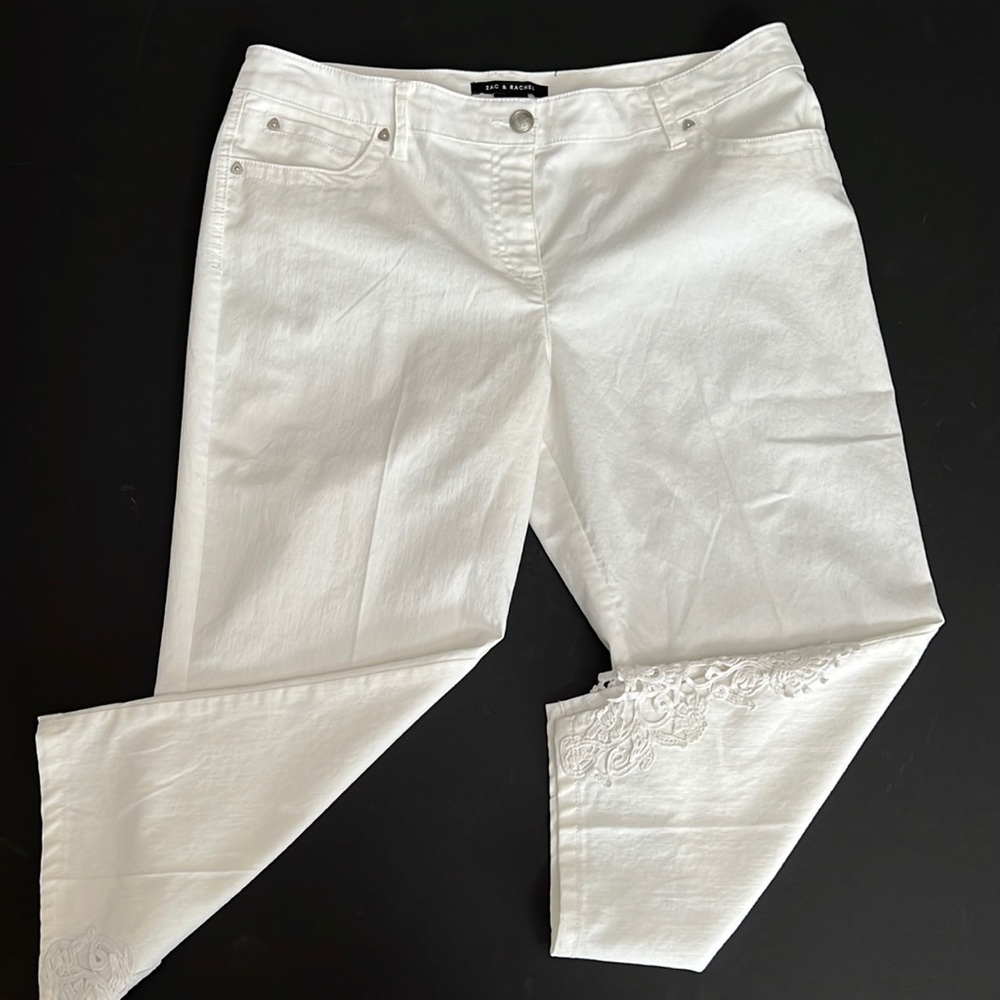 Zac & Rachel White Cropped Jeans W/Battenberg Lace Hem